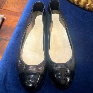 Authentic Chanel lambskin classic ballerina flats